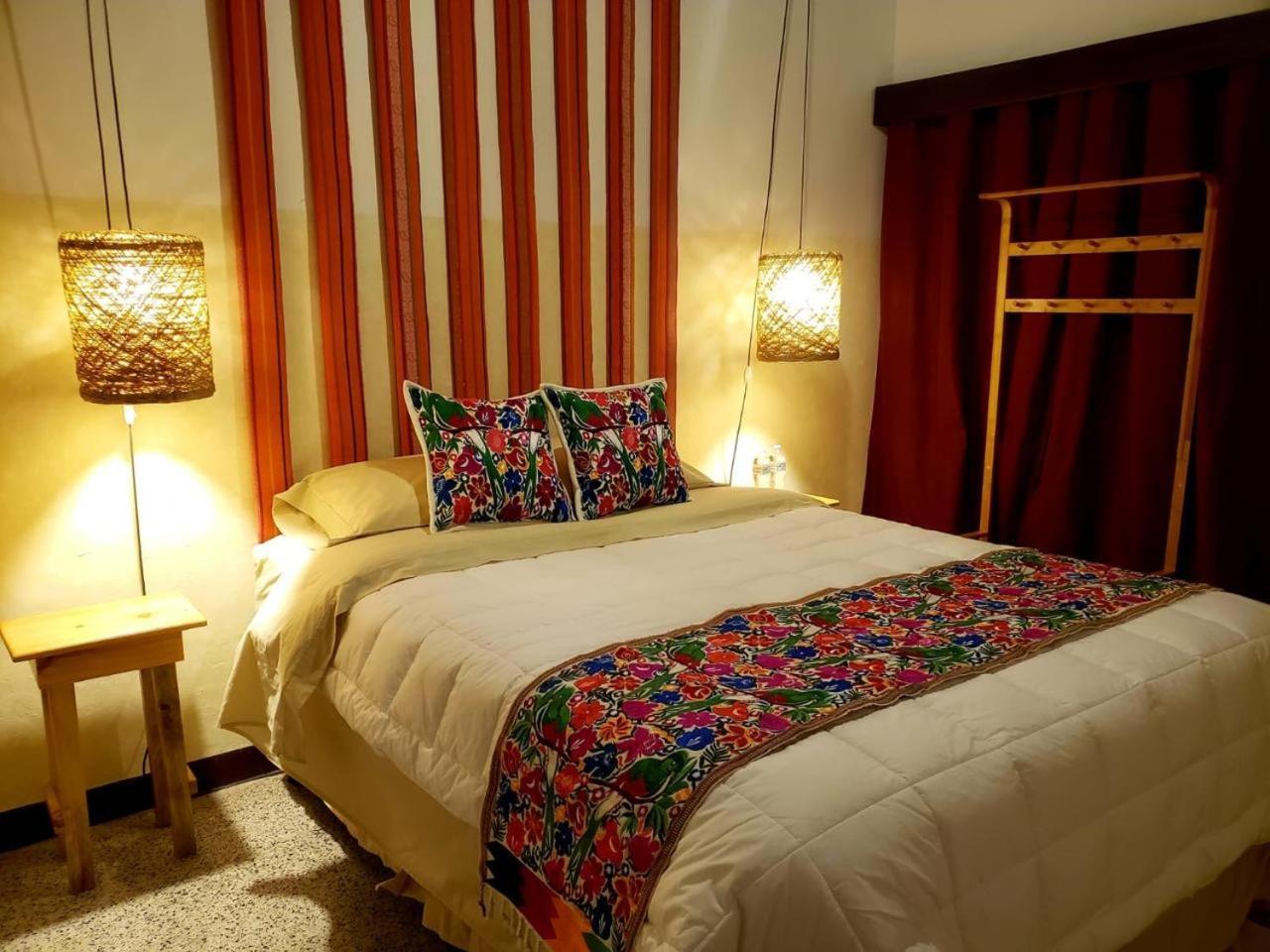 Luna Maya Boutique Hotel Antigua Exterior foto